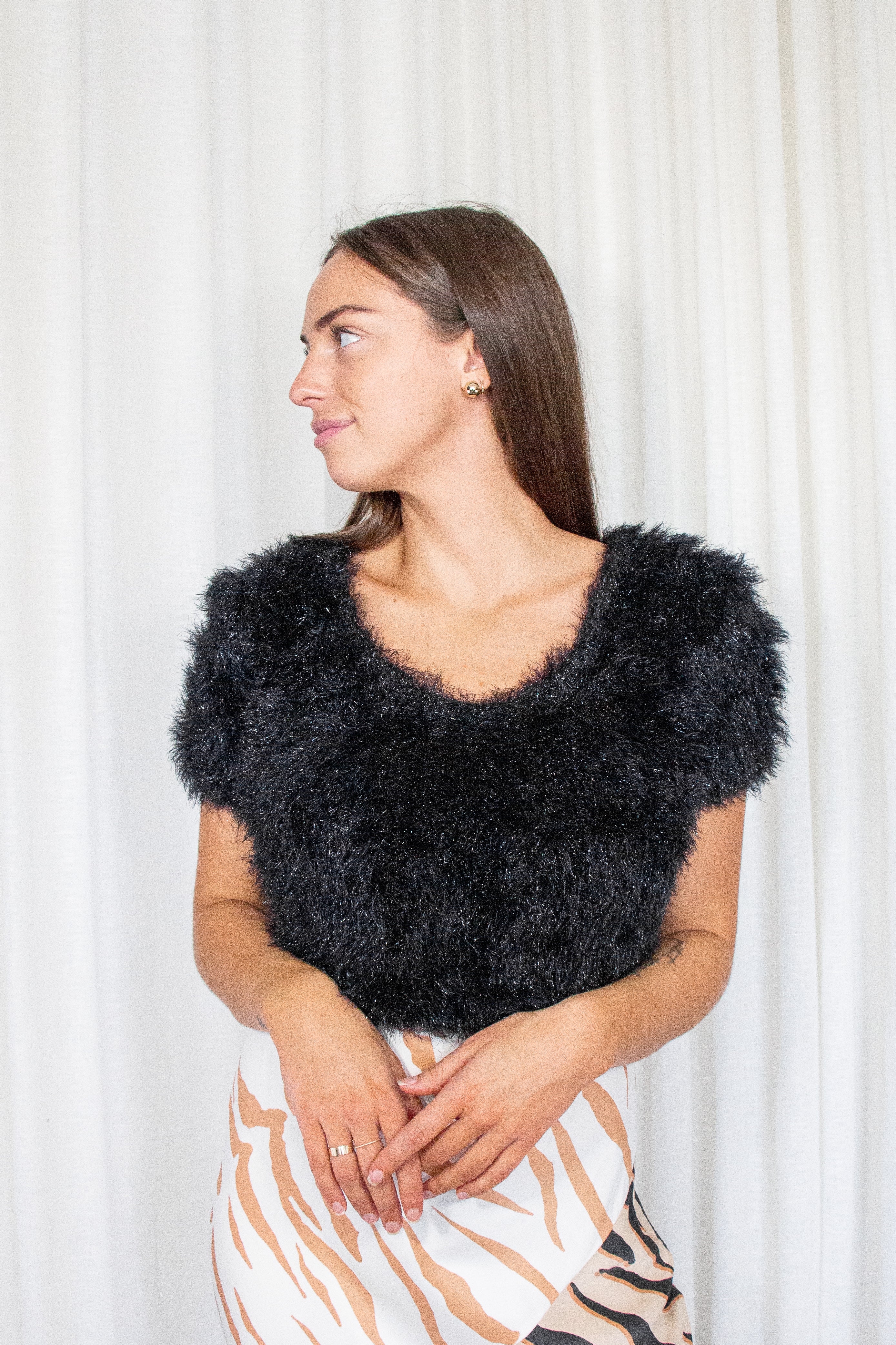 VIVIEN - Knit Metallic Thread Crop Top